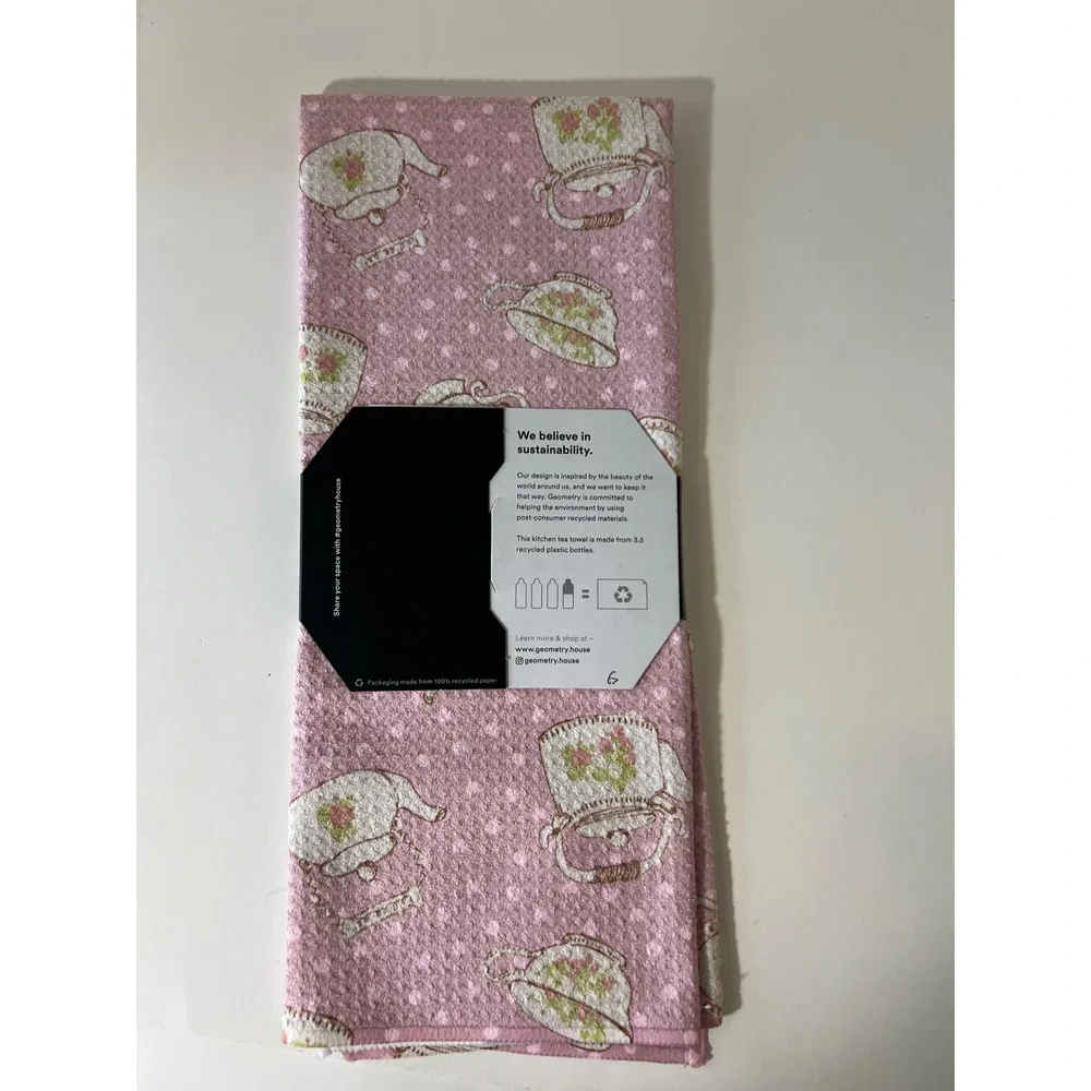 Geometry‎ Kitchen Tea Towels Tea Cups Teapots Polka Dot Pink White NWT
